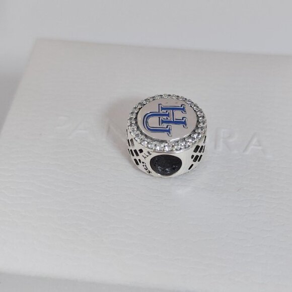 Pandora Hampton University Charm Bead S925 Silver with box - Picture 10 of 10